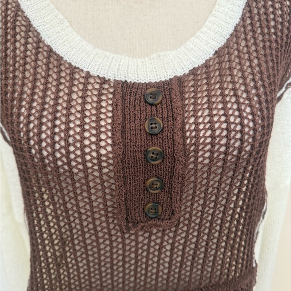 POL Oversized Brown and Cream Open Knit Sweater - Picture 5 of 11